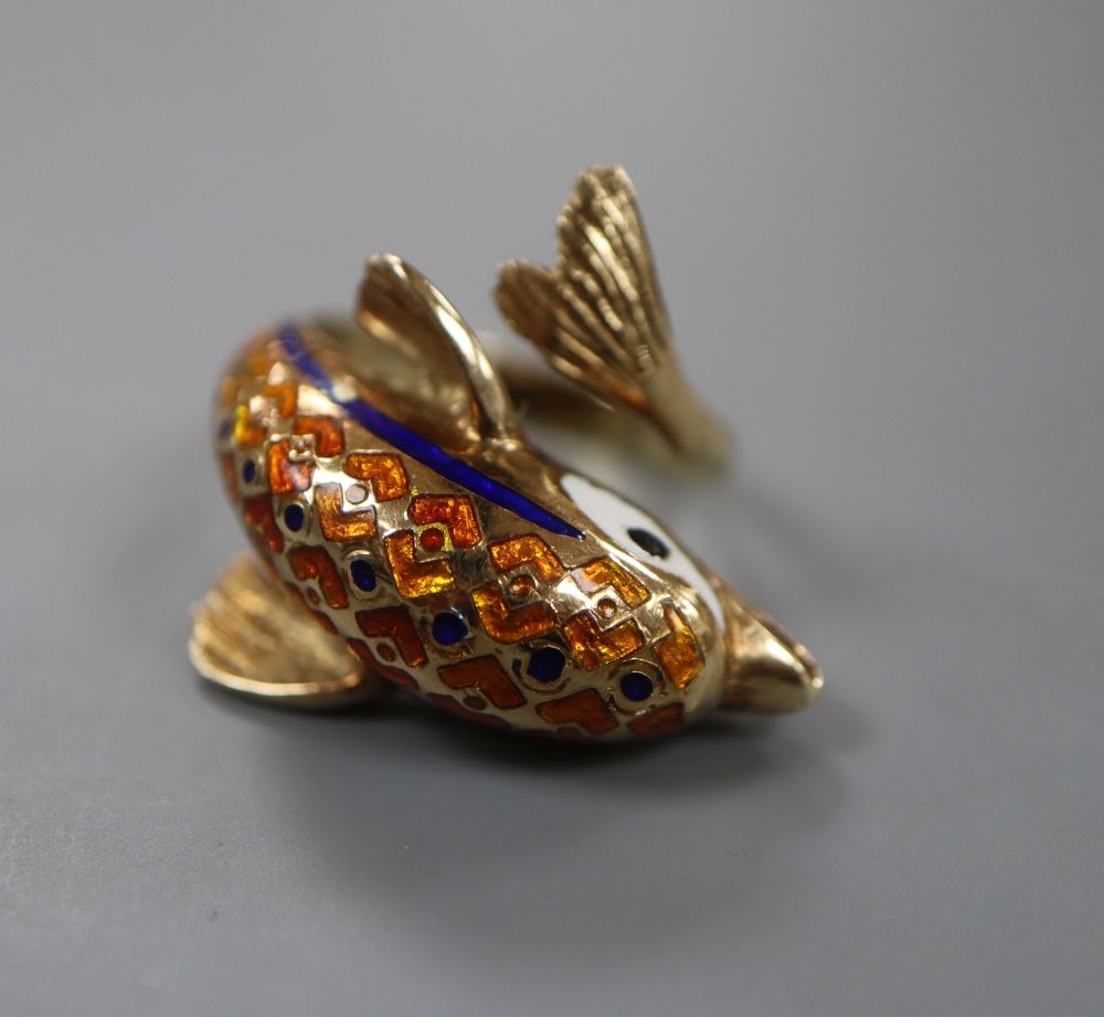 A moder 585 yellow metal and enamelled dolphin ring, size L, gross 5.6 grams.
